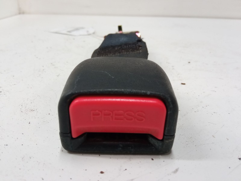 Recambio de anclaje cinturon trasero derecho para hyundai getz (tb) 1.5 crdi referencia OEM IAM   