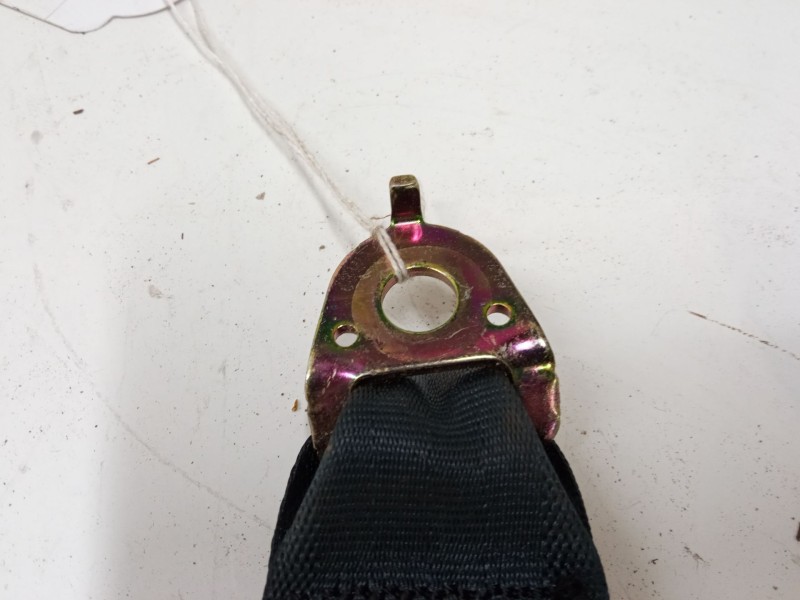 Recambio de anclaje cinturon trasero derecho para hyundai getz (tb) 1.5 crdi referencia OEM IAM   
