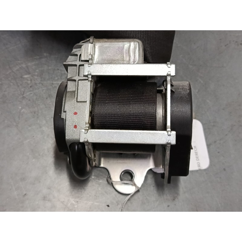 Recambio de cinturon seguridad delantero derecho para mitsubishi colt vi (z3_a, z2_a) 1.3 (z21a) referencia OEM IAM 606843800  