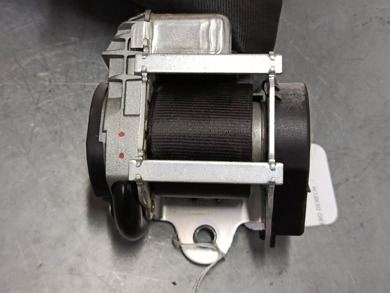 Recambio de cinturon seguridad delantero derecho para mitsubishi colt vi (z3_a, z2_a) 1.3 (z21a) referencia OEM IAM 606843800  