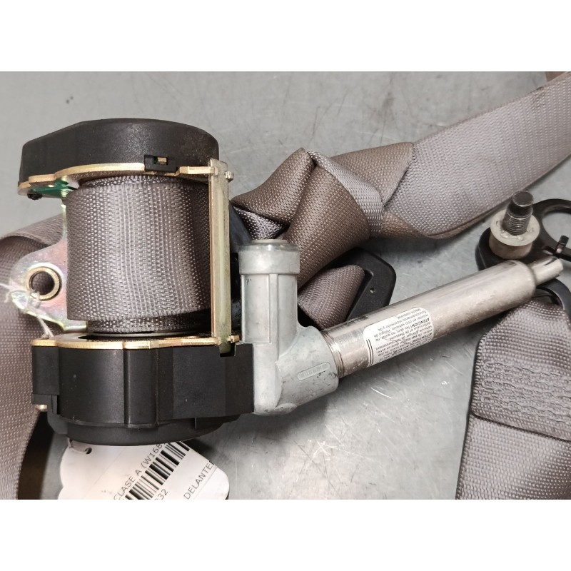 Recambio de cinturon seguridad delantero derecho para mercedes-benz clase a (w168) a 210 (168.035, 168.135) referencia OEM IAM  
