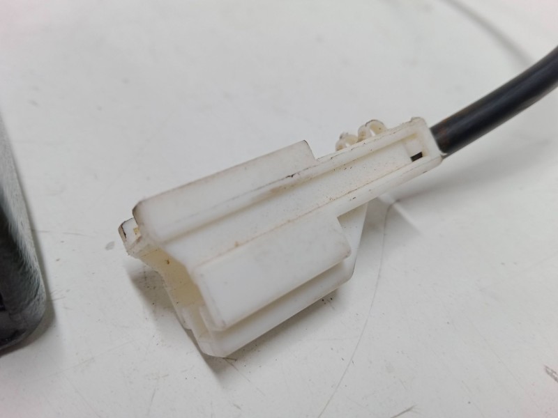 Recambio de anclaje cinturon delantero izquierdo para daewoo matiz (m100, m150) 0.8 referencia OEM IAM   