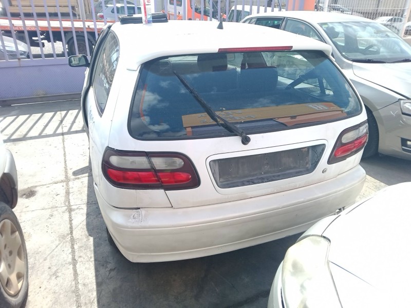 nissan almera i hatchback (n15) del año 1998