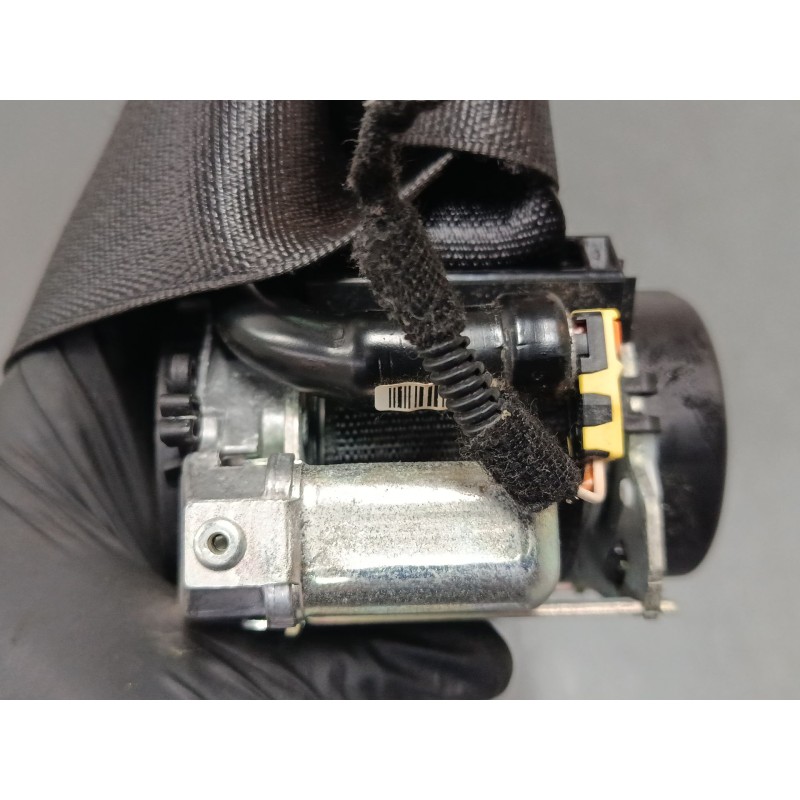 Recambio de cinturon seguridad delantero izquierdo para opel astra j (p10) 1.4 turbo (68) referencia OEM IAM 617023600  
