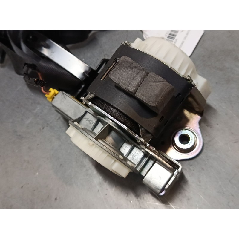 Recambio de cinturon seguridad delantero derecho para ford fiesta vi (cb1, ccn) 1.25 referencia OEM IAM 34146086A  