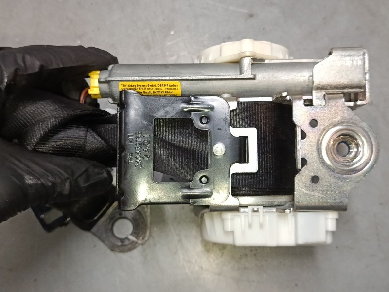 Recambio de cinturon seguridad delantero derecho para ford fiesta vi (cb1, ccn) 1.25 referencia OEM IAM 34146086A  