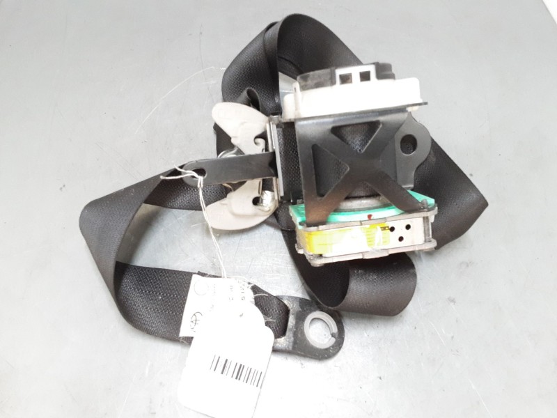 Recambio de cinturon seguridad delantero derecho para toyota auris (_e15_) 1.8 hybrid (zwe150_) referencia OEM IAM   