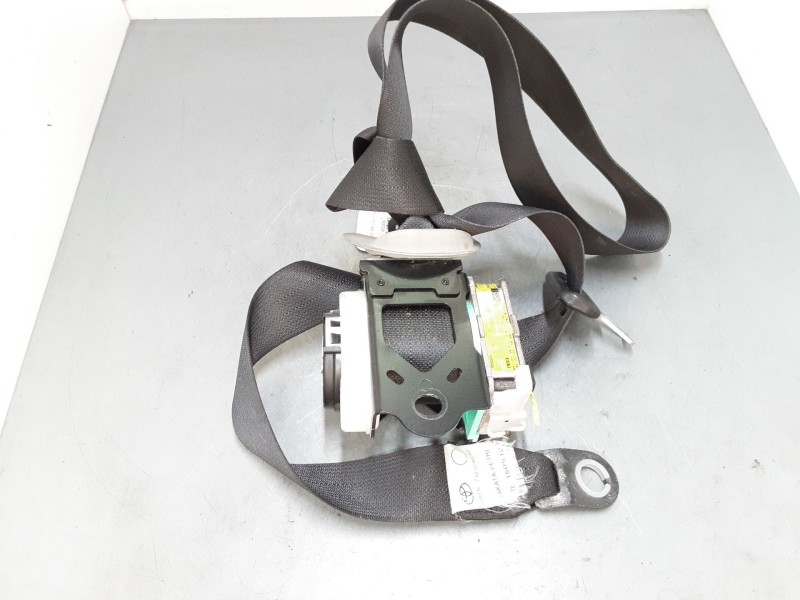 Recambio de cinturon seguridad delantero derecho para toyota auris (_e15_) 1.8 hybrid (zwe150_) referencia OEM IAM   