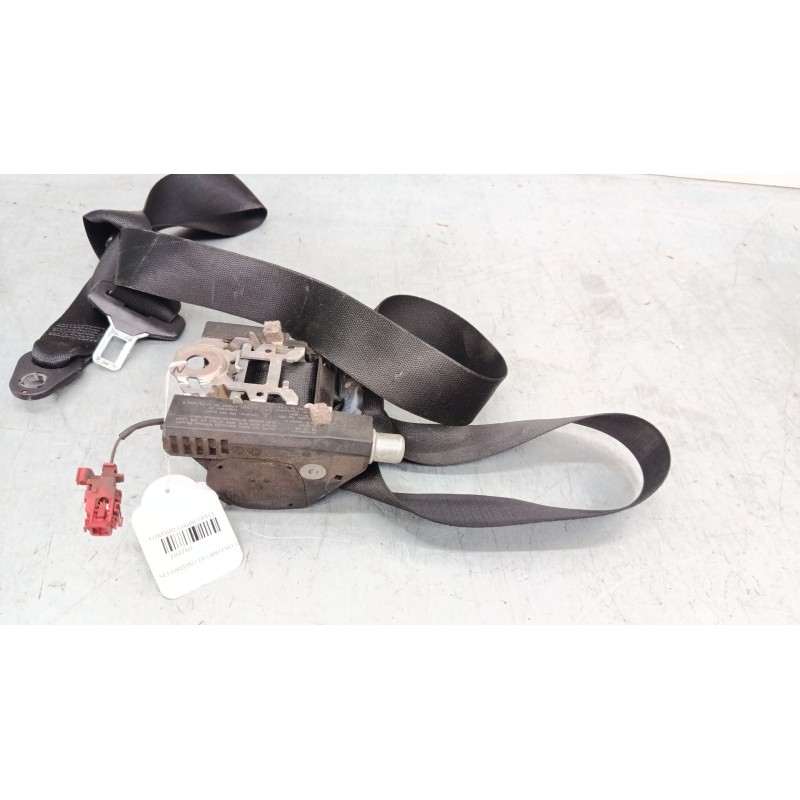 Recambio de cinturon seguridad delantero derecho para smart fortwo coupé (451) 1.0 (451.331, 451.380) referencia OEM IAM A451860