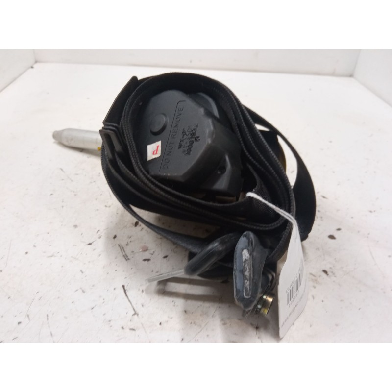 Recambio de cinturon seguridad delantero derecho para mercedes-benz clase c (w202) c 240 (202.026) referencia OEM IAM   