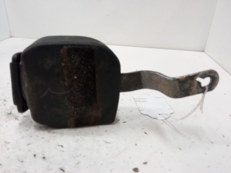Recambio de cinturon seguridad delantero izquierdo para volkswagen golf iii 1.8 gl 19 rv - 2e referencia OEM IAM   