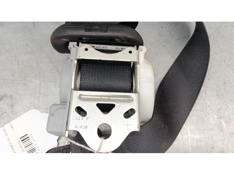 Recambio de cinturon seguridad trasero izquierdo para toyota aygo (_b4_) 1.0 (kgb40) referencia OEM IAM 308044699JN7  