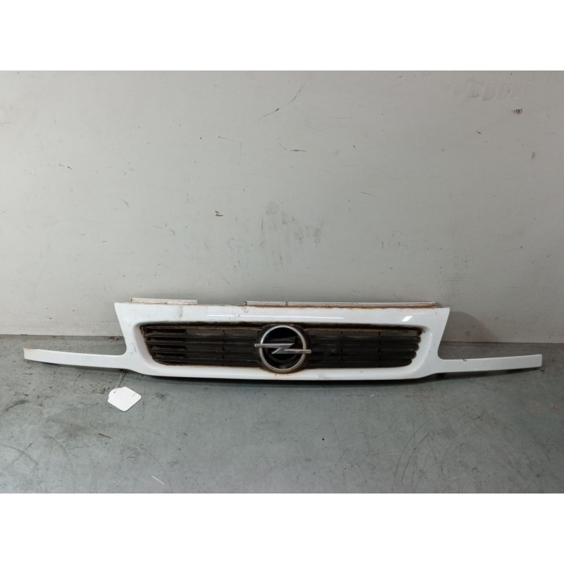 Recambio de rejillas capo para opel astra f hatchback (t92) 1.8 i 16v (f08, m08, f68, m68) referencia OEM IAM   