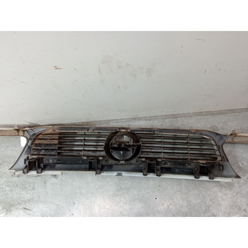 Recambio de rejillas capo para opel astra f hatchback (t92) 1.8 i 16v (f08, m08, f68, m68) referencia OEM IAM   