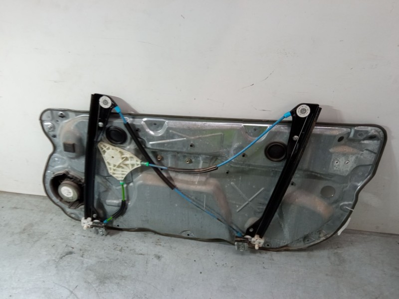Recambio de elevalunas electrico delantero izquierdo para volkswagen polo iv (9n_, 9a_) 1.4 tdi referencia OEM IAM 06Q3837401S 6