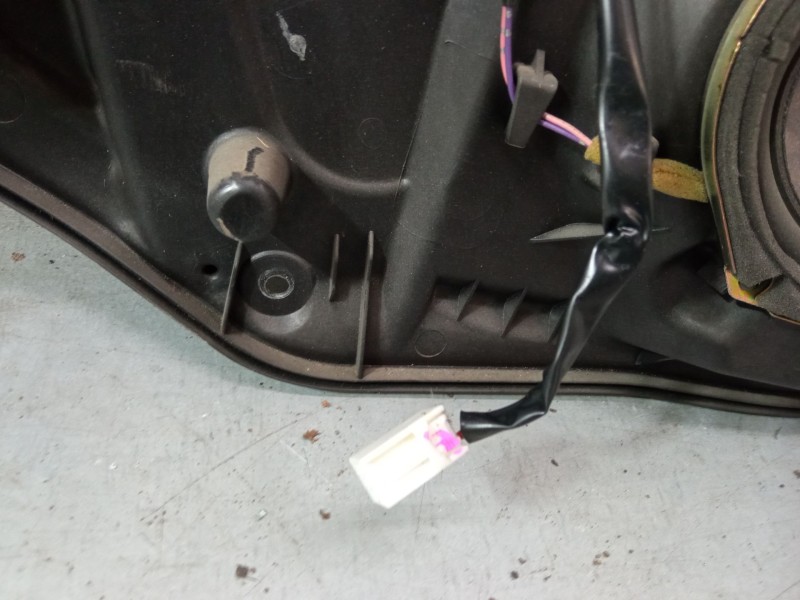 Recambio de elevalunas electrico trasero izquierdo para mazda 6 hatchback (gg) 2.0 di (gg14) referencia OEM IAM GJ6A97XH  