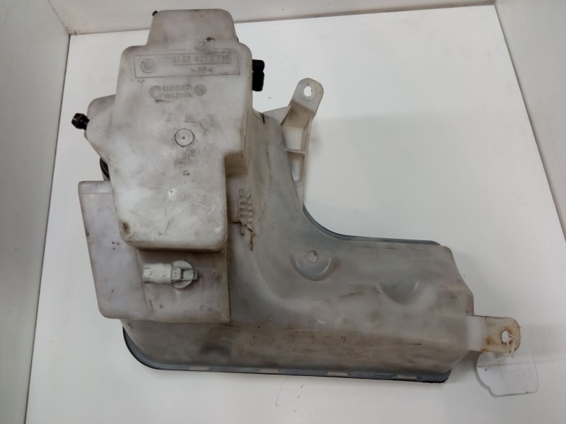 Recambio de deposito limpiaparabrisas para bmw x5 (e53) 3.0 d referencia OEM IAM 61678252738  