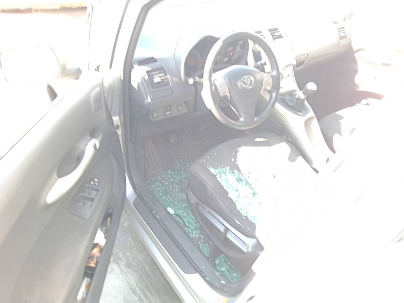 toyota auris (_e15_) del año 2007