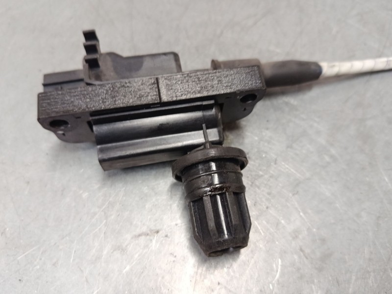 Recambio de bobina encendido para mazda 323 f vi hatchback (bj) 1.6 (bj10m) referencia OEM IAM 80412 FAE  