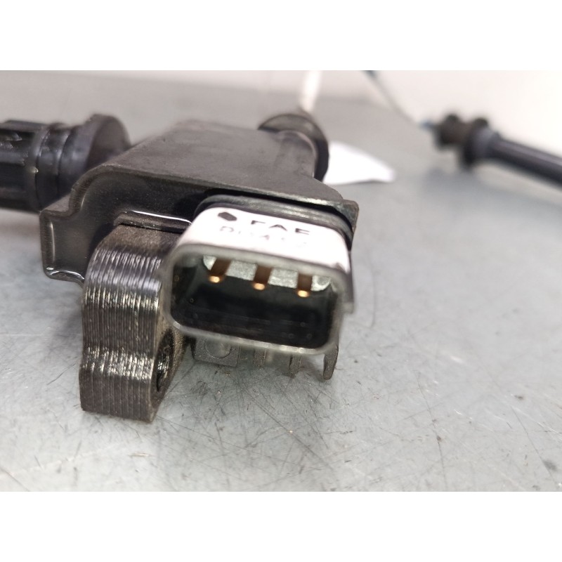 Recambio de bobina encendido para mazda 323 f vi hatchback (bj) 1.6 (bj10m) referencia OEM IAM 80412 FAE  