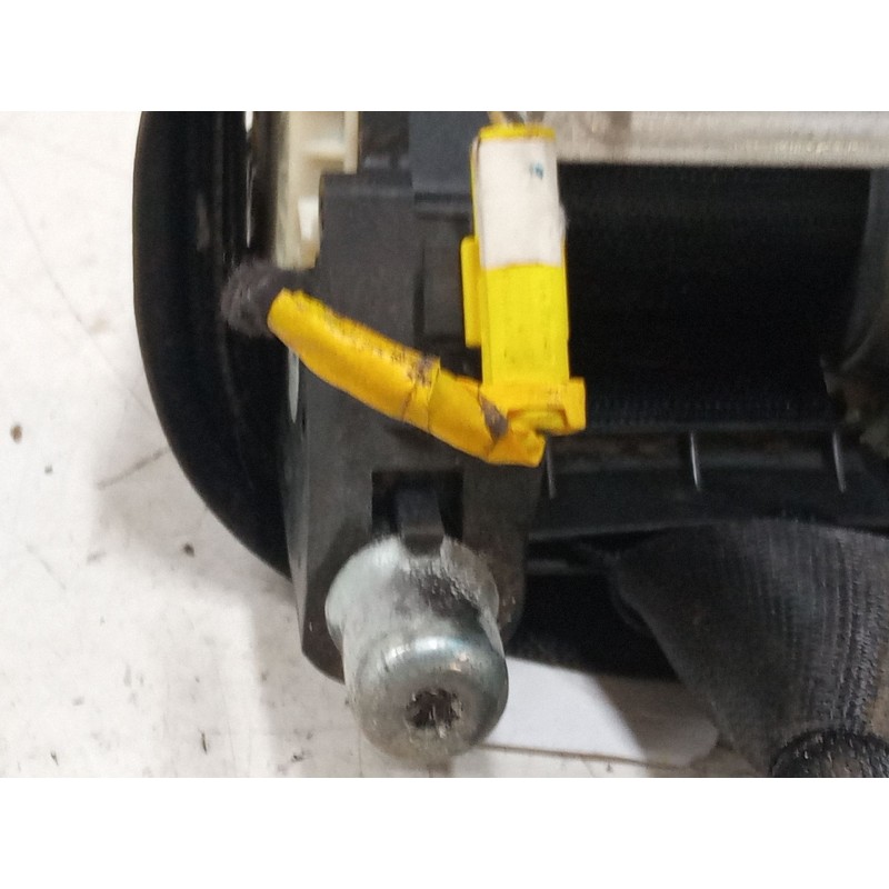 Recambio de cinturon seguridad delantero izquierdo para fiat bravo ii (198_) 1.9 d multijet (198axb1a) referencia OEM IAM   