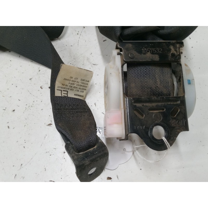 Recambio de cinturon seguridad trasero derecho para nissan x-trail ii (t31) 2.0 dci referencia OEM IAM 1057532  