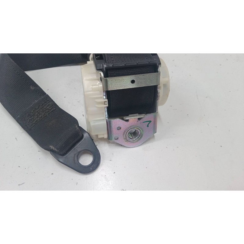 Recambio de cinturon seguridad trasero derecho para fiat bravo ii (198_) 1.9 d multijet (198axb1a) referencia OEM IAM 34019926C 