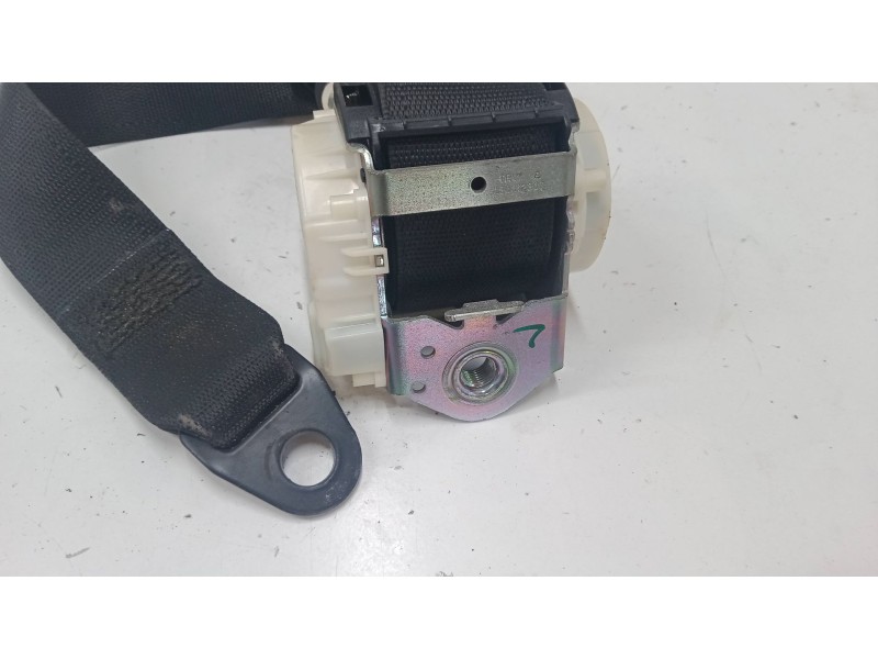 Recambio de cinturon seguridad trasero derecho para fiat bravo ii (198_) 1.9 d multijet (198axb1a) referencia OEM IAM 34019926C 
