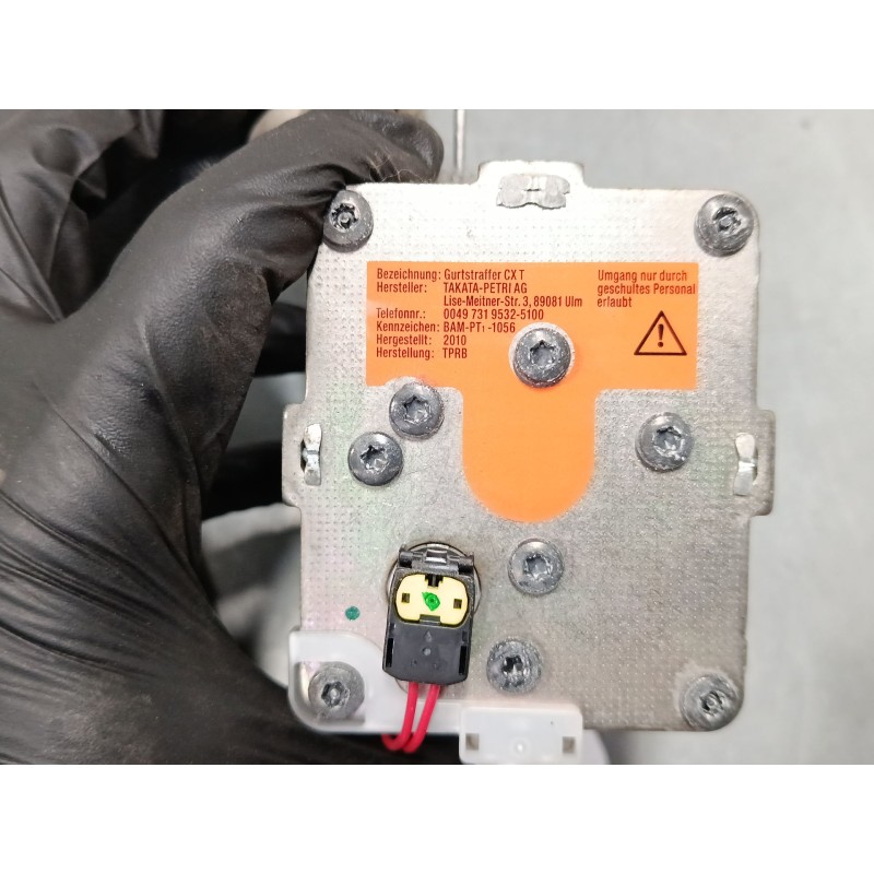 Recambio de cinturon seguridad delantero izquierdo para toyota verso (_r2_) 2.0 d-4d (aur20_) referencia OEM IAM 306645199FKA  