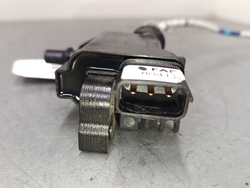 Recambio de bobina encendido para mazda 323 f vi hatchback (bj) 1.6 (bj10m) referencia OEM IAM 80412 FAE  