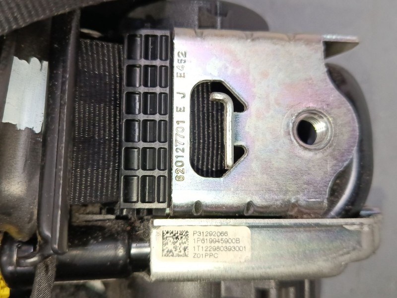 Recambio de cinturon seguridad delantero izquierdo para volvo v40 hatchback (525) d2 referencia OEM IAM 619857300  