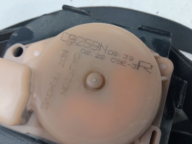 Recambio de cinturon seguridad trasero derecho para hyundai tucson (jm) 2.0 crdi referencia OEM IAM C9259N  