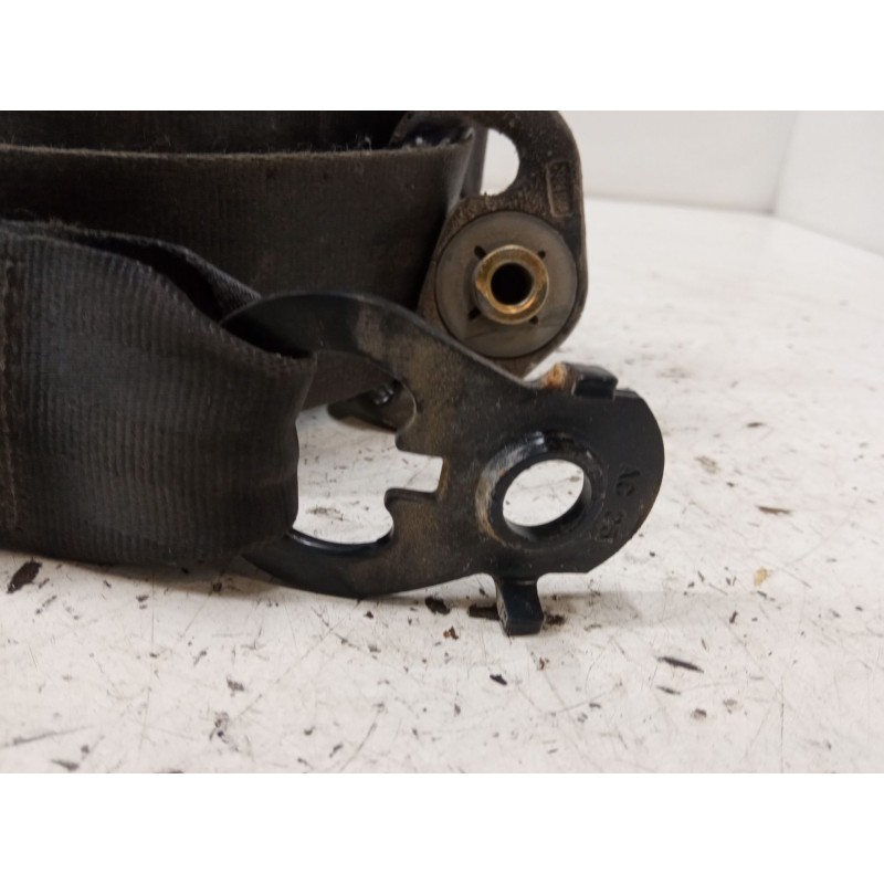 Recambio de cinturon seguridad delantero izquierdo para renault trafic ii furgoneta (fl) 1.9 dci 100 (fl0c) referencia OEM IAM  