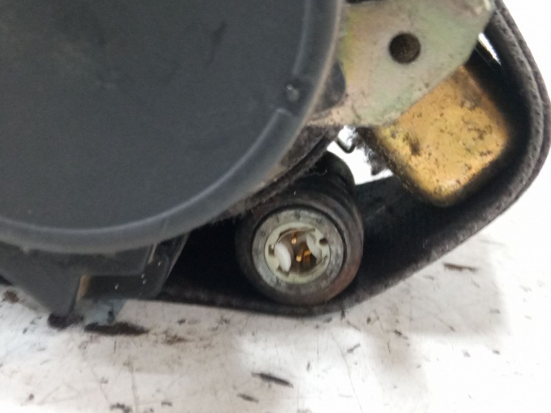 Recambio de cinturon seguridad delantero izquierdo para ford tourneo connect 1.8 tdci /tddi /di referencia OEM IAM   