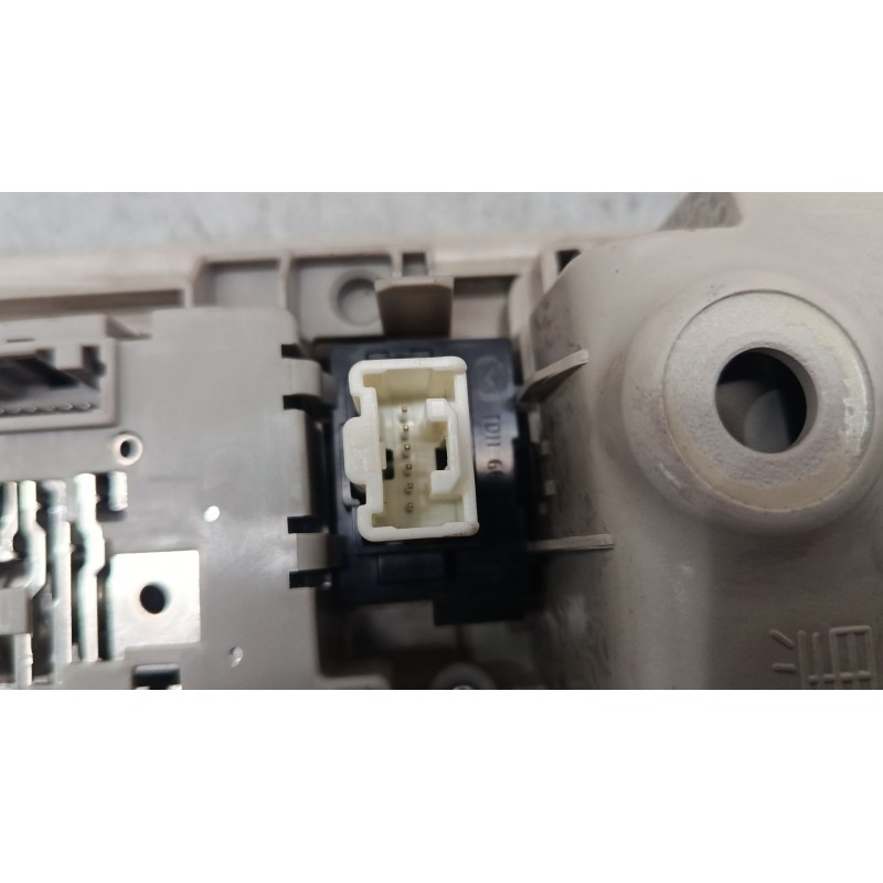 Recambio de luz interior delantera para mazda cx-5 (ke, gh) 2.2 d (ke2fw) referencia OEM IAM KD4569971  