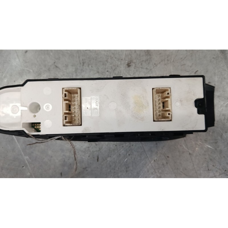 Recambio de mando elevalunas delantero izquierdo para mazda cx-5 (ke, gh) 2.2 d (ke2fw) referencia OEM IAM KD4766350  