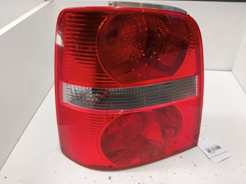 Recambio de piloto trasero izquierdo para volkswagen touran (1t1, 1t2) 2.0 tdi 16v referencia OEM IAM   