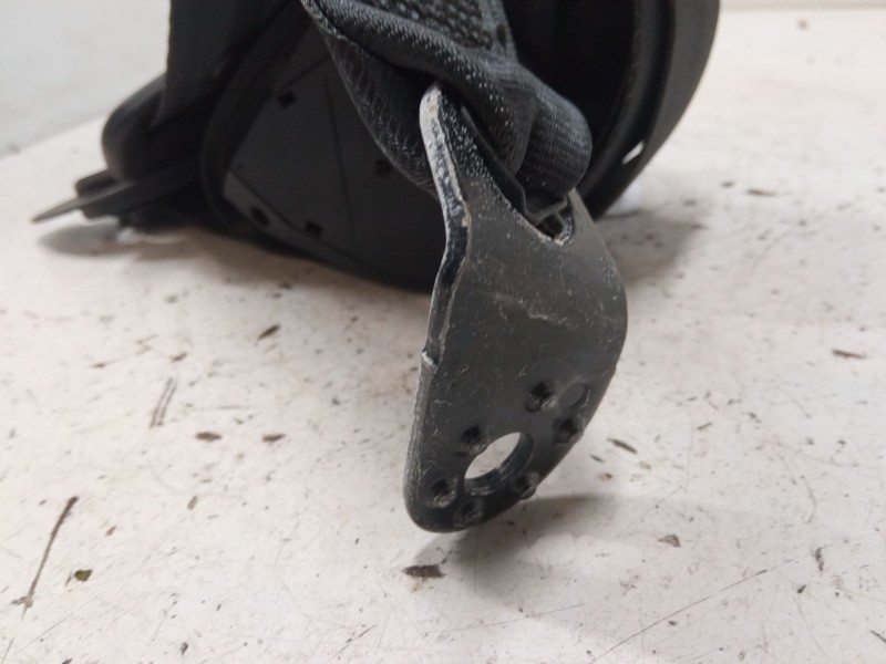 Recambio de cinturon seguridad trasero derecho para volkswagen polo v (6r1, 6c1) 1.2 referencia OEM IAM   