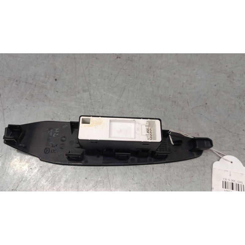 Recambio de mando elevalunas trasero derecho para mazda cx-5 (ke, gh) 2.2 d (ke2fw) referencia OEM IAM KD4566380  