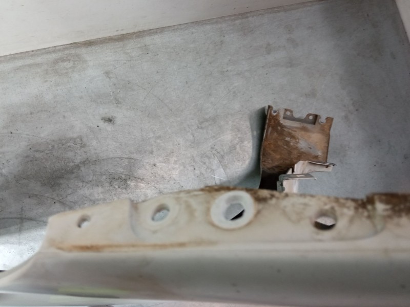 Recambio de aleta delantera izquierda para renault clio iv (bh_) 1.2 16v referencia OEM IAM   