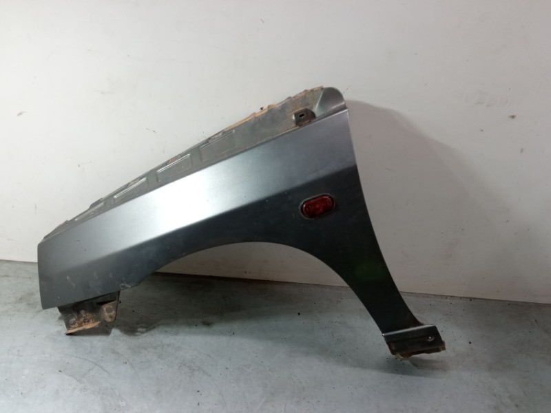 Recambio de aleta delantera izquierda para renault clio i (b/c57_, 5/357_) 1.2 (5/357y, 5/357k) referencia OEM IAM   