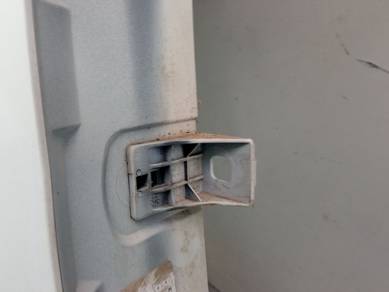 Recambio de aleta delantera izquierda para renault kangoo / grand kangoo ii (kw0/1_) 1.5 dci 90 (kw05, kw08, kw0g, kw11) referen