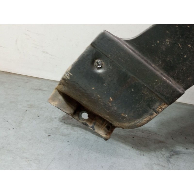 Recambio de aleta delantera derecha para renault clio i (b/c57_, 5/357_) 1.2 (5/357y, 5/357k) referencia OEM IAM   