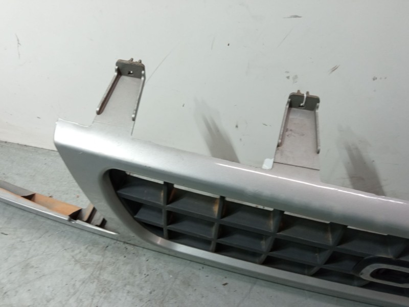Recambio de rejillas capo para opel frontera a (u92) 2.8 td (5bmwl4, 5bsud2) referencia OEM IAM   