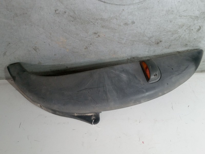 Recambio de aletin delantero izquierdo para renault trucks mascott furgoneta 120.35 (a02100003) referencia OEM IAM   