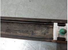 Recambio de moldura rueda delantera derecha para volkswagen golf iii cabriolet (1e7) 1.8 referencia OEM IAM    2