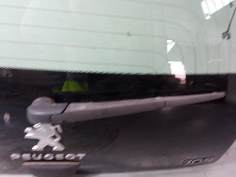 Recambio de porton trasero completo para peugeot 108 1.2 referencia OEM IAM   