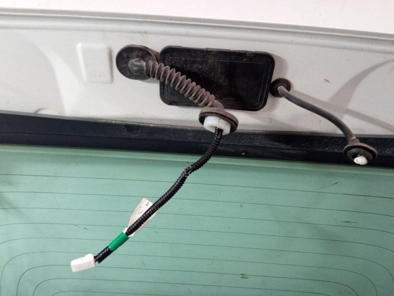 Recambio de porton trasero completo para peugeot 108 1.2 referencia OEM IAM   