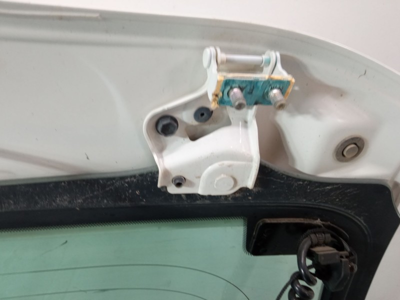 Recambio de porton trasero completo para peugeot 108 1.2 referencia OEM IAM   