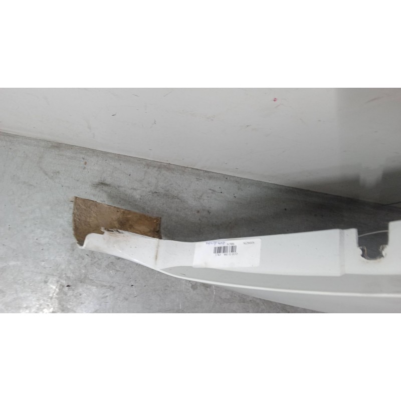 Recambio de aleta delantera derecha para renault clio ii (bb_, cb_) 1.2 (bb0a, bb0f, bb10, bb1k, bb28, bb2d, bb2h, cb0a,... refe